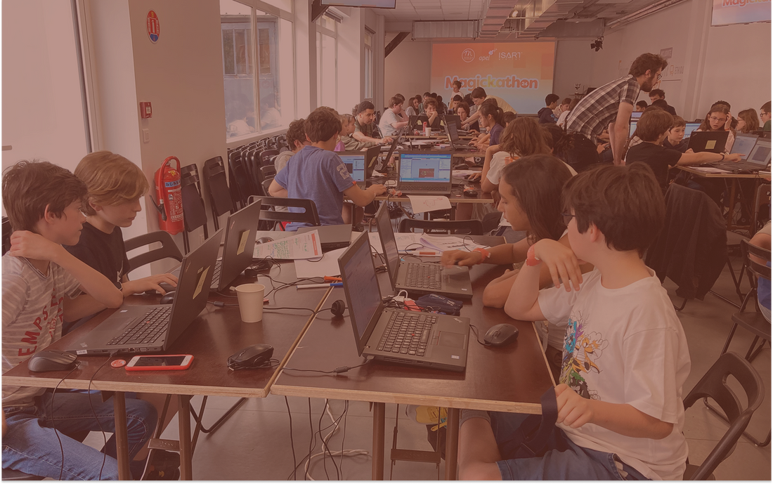 Activités extra-scolaires innovantes pour écoles : devenez partenaire Magic Makers et proposez le code à vos élèves